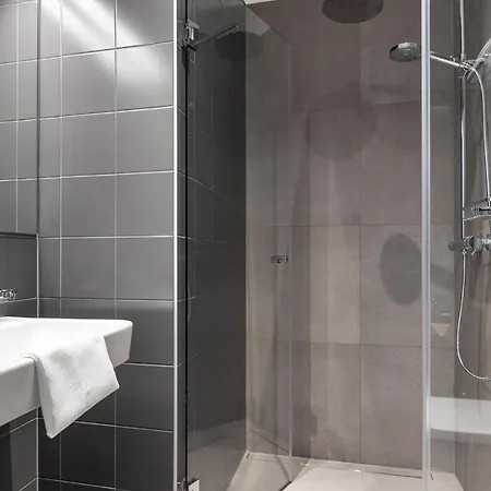 Vaeo Keskus Modern Guest Reval