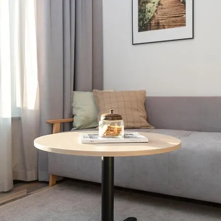 Vaeo Keskus Modern Guest *